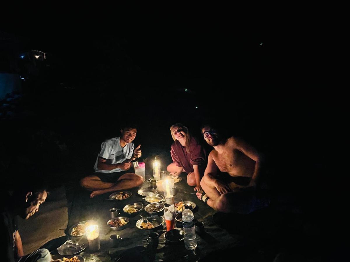 Sumatra Expedition Lodge Bukit Lawang Dış mekan fotoğraf