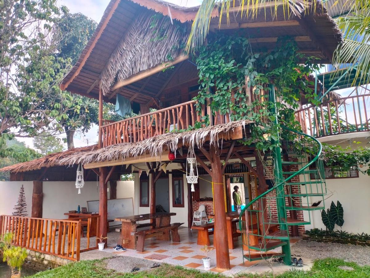 Sumatra Expedition Lodge Bukit Lawang Dış mekan fotoğraf