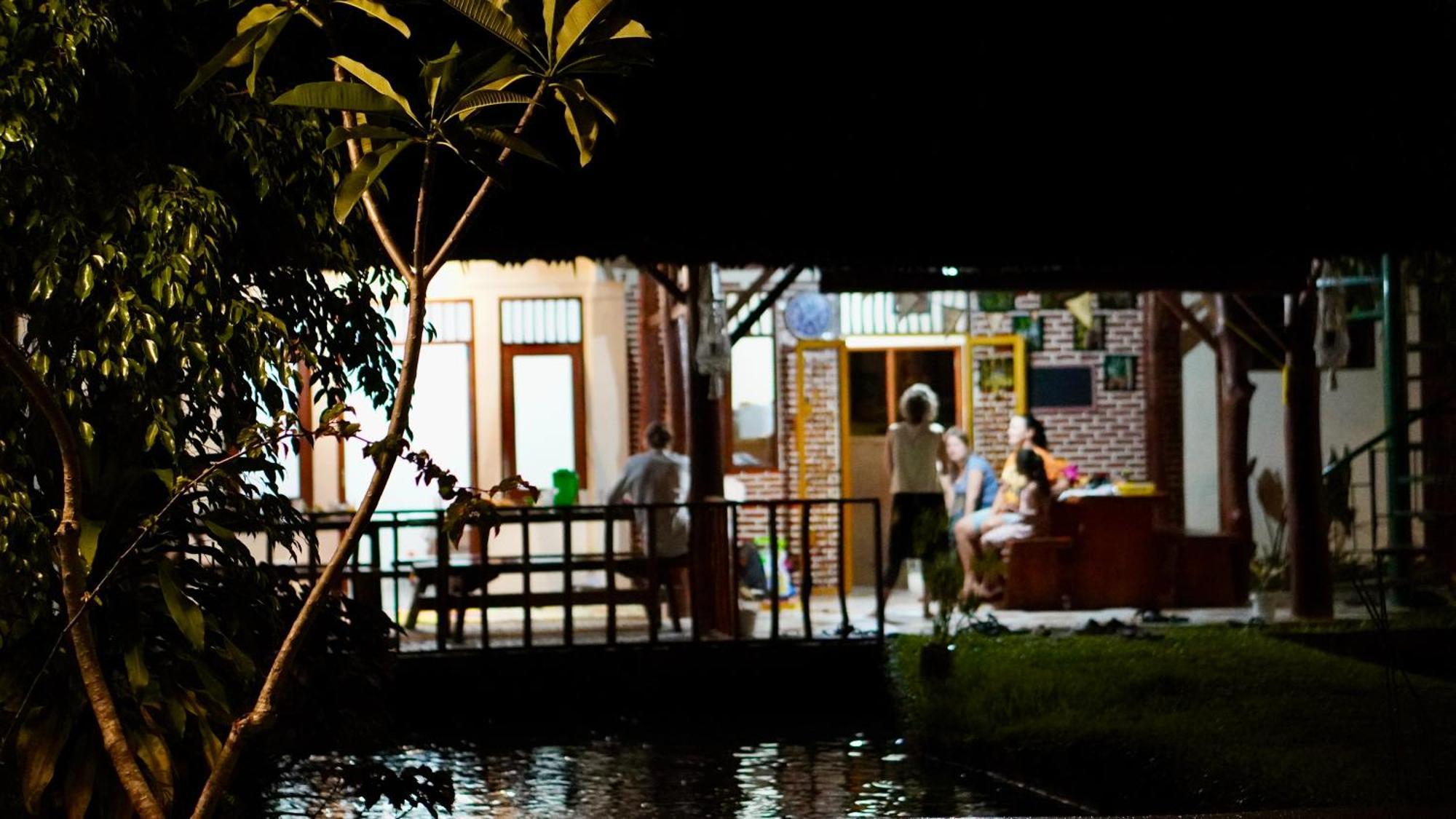 Sumatra Expedition Lodge Bukit Lawang Dış mekan fotoğraf